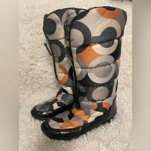 Coach Zip Up Winter Boots